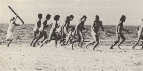 Why Walk Around Naked A Brief History Of Nudism Pictolic