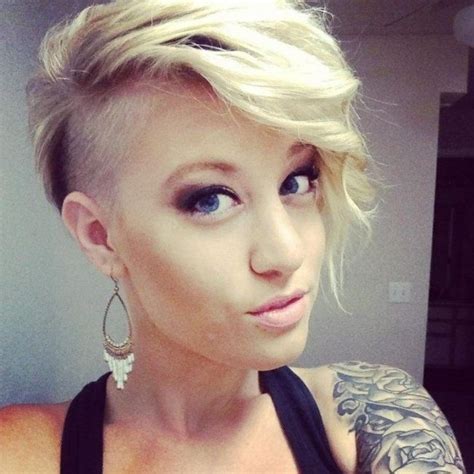 First up on our list of gorgeous short haircuts for women is this glam hair idea. Pin on Hair & Nails