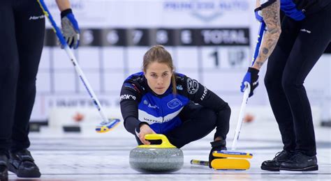 Anna ellinor hasselborg (born 5 may 1989) is a swedish curler from stockholm. GSOC Elite 10 live blog: Hasselborg takes the women's ...