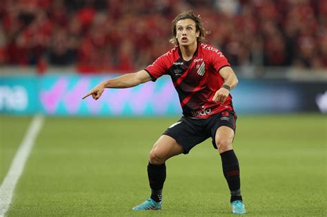 Estudiantes vs Athletico Paranaense prediction, preview, team news and