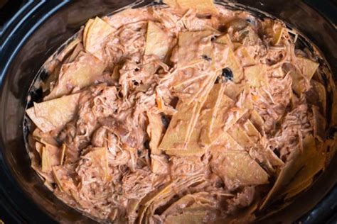 Pour salsa and chicken broth on top. Slow Cooker Chicken, Salsa and Cream Cheese Enchilada ...