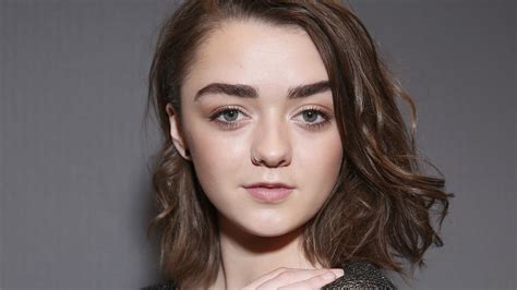 Maisie Williams Has A Response To Anyone Uncomfortable With Her Game Of Thrones Sex Scene Grazia