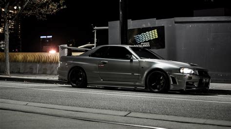 You can download and install the wallpaper and also utilize it for your desktop pc. Nissan Skyline GTR R34 on the street wallpapers and images ...