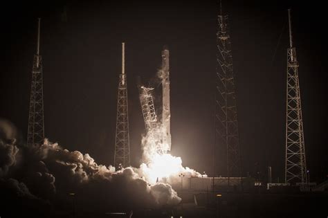 Spacex Publishes Photos Under Creative Commons Huffpost Uk