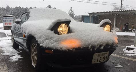 adorable shy sports car in japan wins the internet with its blushing cheeks