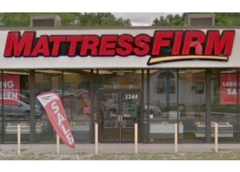 Our store locations are listed above and include mattress stores in portland, beaverton, hillsboro, gresham, clackamas. 3 Best Mattress Stores in Springfield, MA - Expert ...
