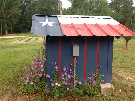 Pump House Things I Make With Pallets Pinterest Rustic Cottage