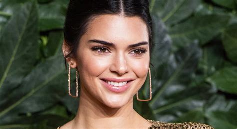 kendall jenner is the highest paid model in the world