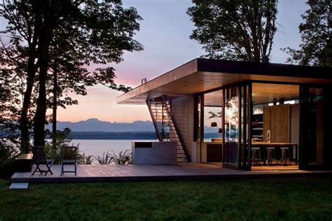 Architecture Beautiful Tiny House Modern Design Feature Flat Roof