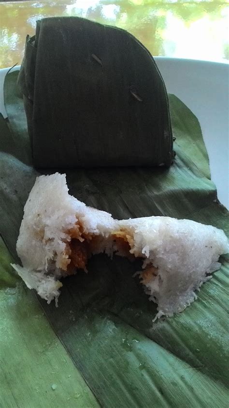 Kue iwel memiliki kemiripan dengan kue dodol atau jenang dengan tekstur kue yang legit dan rasanya yang enak dan manis. Membuat Kue Iwel Dari Ketan Hitam : Sejarah Iwel Iwel Yang Unik / Di balik rasanya yang legit ...