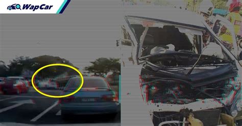 Check spelling or type a new query. Perodua Myvi dirempuh Toyota Hilux yang langgar lampu ...
