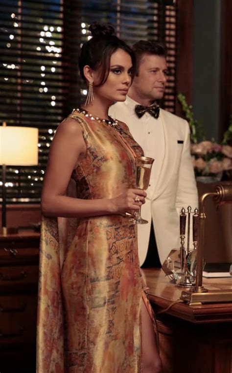 Watch Dynasty Online: Season 1 Episode 10 - TV Fanatic