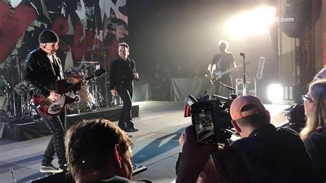 Stuck in a moment you can't get out of (live at the rock & r. U2 - Get Out Of Your Own Way - Harlem, June 11, 2018 (www ...