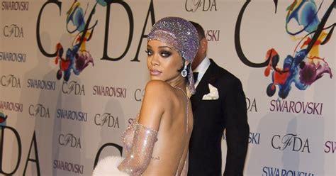 Rihanna Stuns At The Cfda Awards And Breaks The Internet