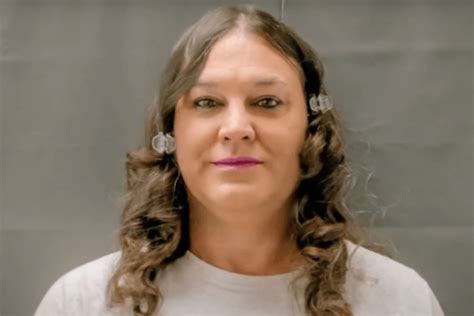Amber McLaughlin Prima Donna Dichiaratamente Trans Giustiziata Negli
