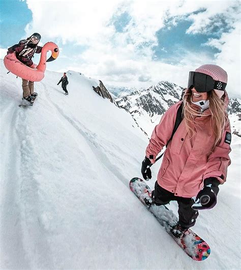 girl snowboard outfits