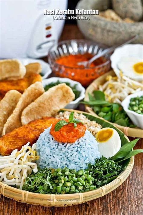 Kami berasal dari cara penyediaan kuah sambal tumis: Nasi Kerabu Kelantan (Herb Rice) | Roti n Rice