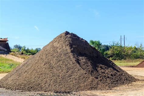 Most common types of topsoil. Manufactured TopSoil Bulk Delivery - Bulk Supply