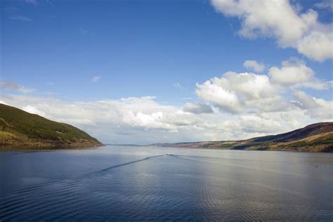 Just what exactly lies beneath the murky waters of loch ness? Nessie - Das Monster vom Loch Ness | VisitScotland