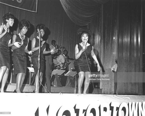 motown singing group the marvelettes l r katherine anderson gladys news photo getty images