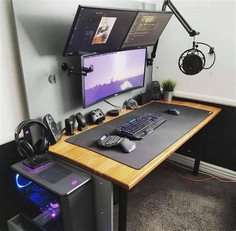 And for designers and individuals who love to play games, the work tables have to be extra comfy as well as spacious enough for smooth working first off, always go for a design that is spacious. 47+ Epic Video Game Room Decoration Ideas for 2018 # ...