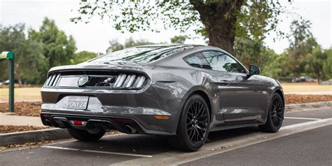 2016 Ford Mustang GT Fastback Manual Review - photos | CarAdvice