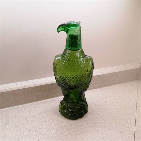 cool vintage glass eagle decanter all glass and so cool you will love this funky piece for
