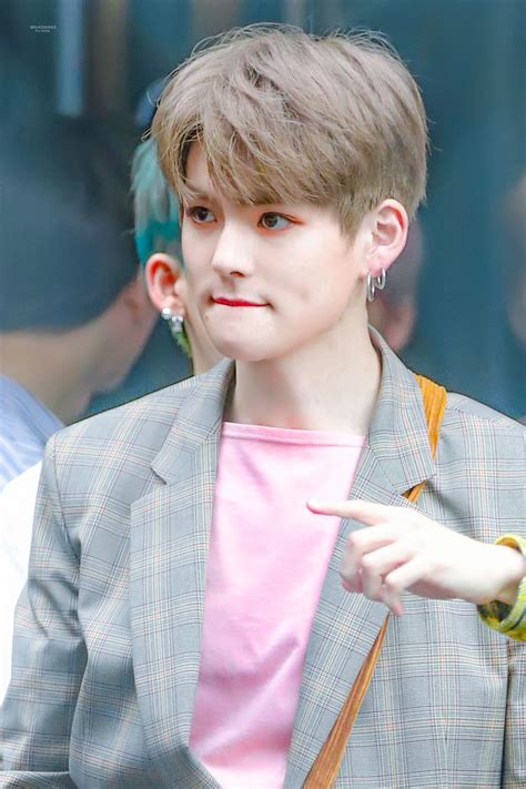 Lihat ide lainnya tentang yoshi, pacar pria, selebritas. 𝗠𝗶𝗹𝗸𝗦𝗵𝗮𝗸𝗲 on Twitter | Treasures, Yoshi, Boy groups