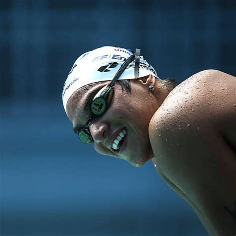 A brasileira ana marcela cunha conquistou a medalha de ouro na prova dos 10 quilômetros (km) da maratona aquática da olimpíada de tóquio (japão). Ana Marcela vence maratona aquática de 10km