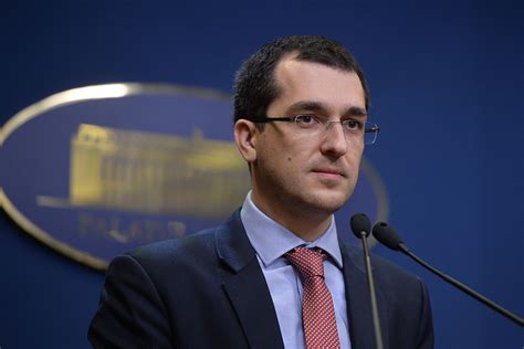 Evenimentul zilei, care cita un răspuns oficial al centrului național de recunoaștere și echivalare a diplomelor. Vlad Voiculescu - In fata ta 24 iulie - invitat Vlad ...