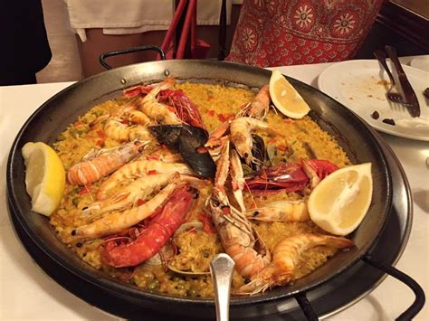 Where To Eat Paella In Madrid Ogotours Madrid Free Walking Tour