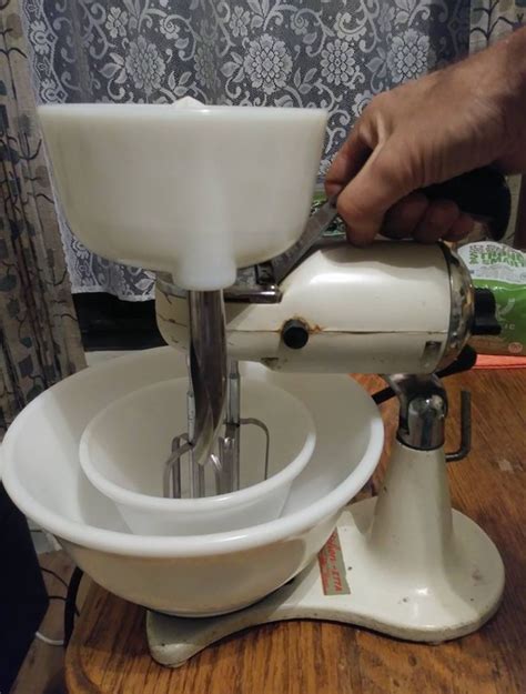 Check spelling or type a new query. Pin by Judy on Vintage Mixers | Vintage kitchen, Kitchen ...