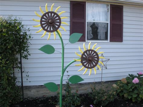 2023 Best Of Metal Sunflower Yard Art