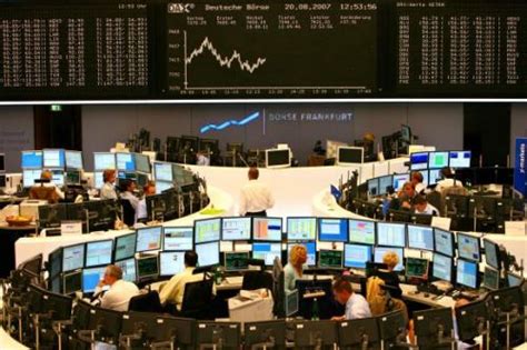 Does it make sense to switch my shares to nyse (sell at fra / buy at nyse) at the end of the trading hours at the frankfurt exchange tonight (they overlap. Markets News Friday: Shares down in Europe and Asia; Oil ...