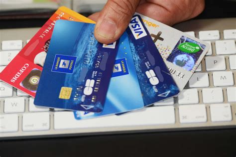 Cartes De Paiement Un Concurrent Européen à Mastercard Et Visa Lancé