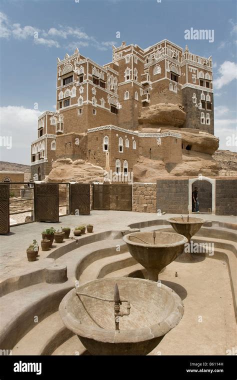 Immam Palace Wadi Dhar Yemen Middle East Stock Photo Alamy