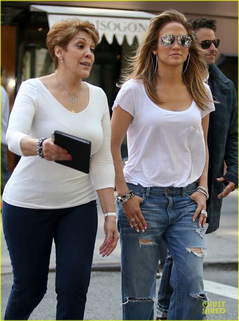 Jennifer Lopez Continues To Adore Mom Guadalupe After Mothers Day