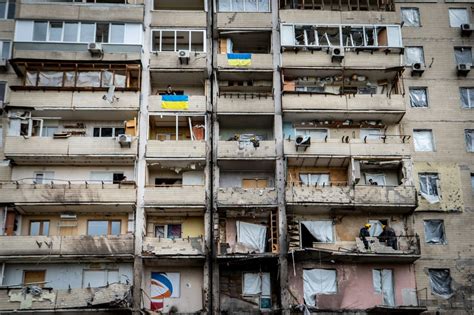 У Києві почали реконструкцію житлових будинків які постраждали