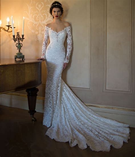 2017 White Lace Long Sleeve Mermaid Wedding Dresses Plus Size V Neck