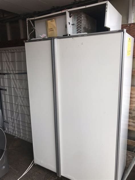 The sealed crisper and deli drawers. This unit is a used sub zero 42" refrigerator for Sale in ...
