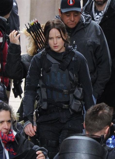 Jennifer Lawrence On The Set Of Mockingjay In Paris Hawtcelebs