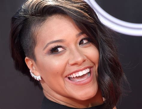 Gina rodriguez is an american actress and director from chicago. Gina Rodriguez Has Blond Hair Now! | Glamour