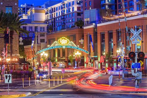 Americas Most Historic And Beautiful Downtowns