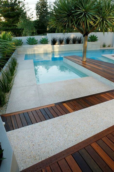 What are swimming pool liners? Inground tiny swimming pool in a small backyard that pick ...