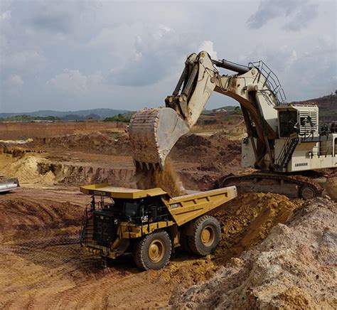 The kibali gold mine is located in the northeast of the democratic republic of congo (drc), approximately 220 kilometres east of the capital of the haut uele province, isiro, 150 kilometres west of the ugandan border town of arua and 1,800 kilometres from the kenyan port of mombasa. Bouygues Travaux Publics - Project - Kibali Gold Mine