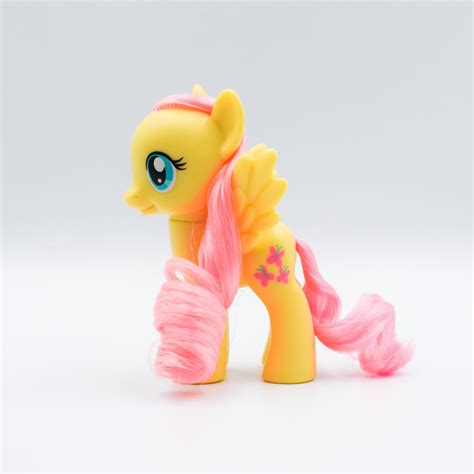 My Little Pony Fluttershy G4 Hasbro Toy Collector Etsy In 2021 My