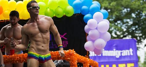 Chicago Gay Pride 2024 Is Een Van De Grootste Evenementen In Chicago