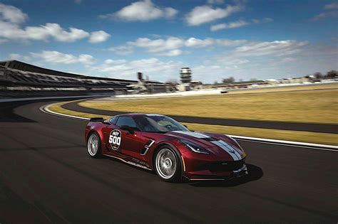 Clean carfax clean title other minor mods like painted wheel spats (make a big difference imo), grand sport door sills and a few little odds and ends i'm sure i. 2019 Corvette Grand Sport to Pace Indy 500, Chevy to Make ...