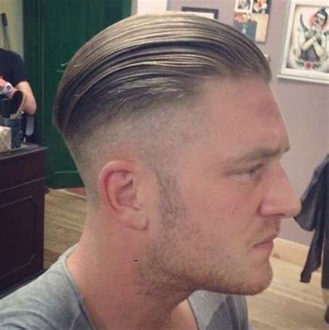 Jake gyllenhaal's haircut and beard, like ryan gosling's, have become immensely popular with modern men searching for that rugged, masculine look. jake gyllenhaal prisoners haircut Archives - Undercut ...