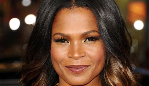 nia long body measurements height weight bra size